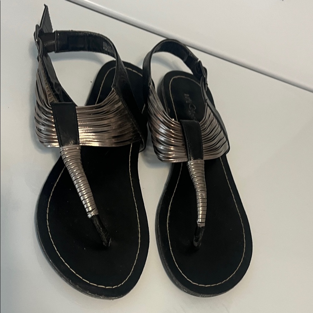 Hot Cakes Black and Silver Sandals